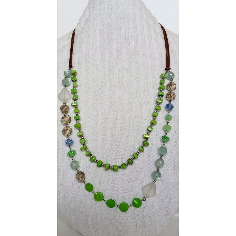 C1946 Boho Green Glass & Shell Beaded Necklace Leather Cord 30-34 in